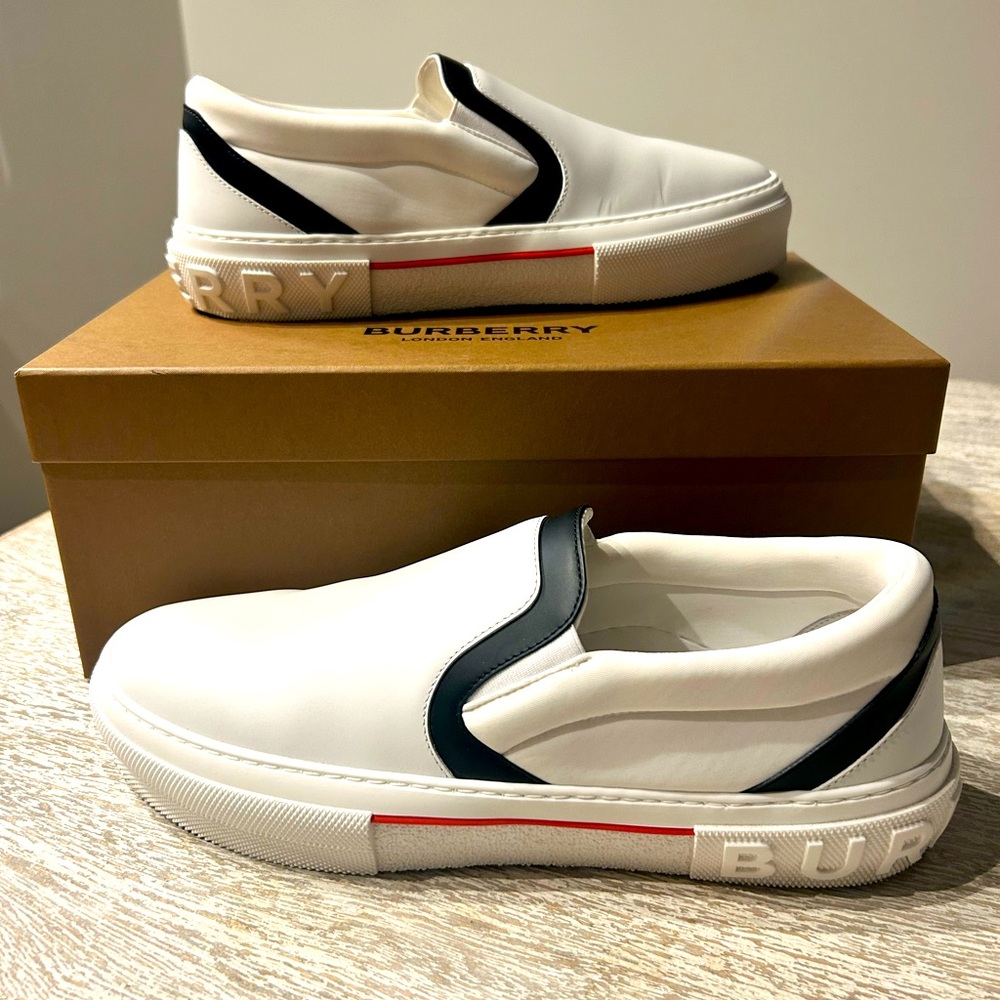Burberry Low Top Trainer white size 44 great condition